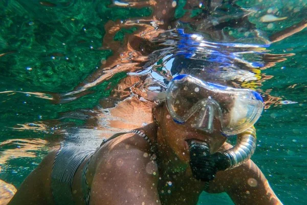 female diver action